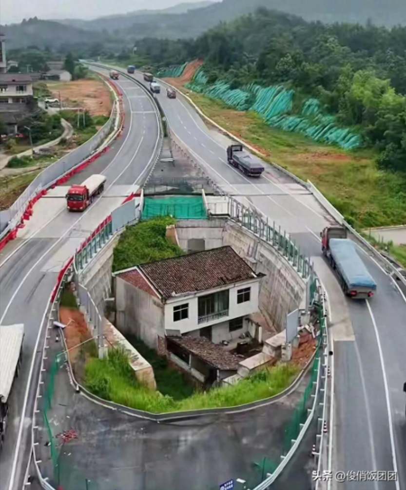 China’s “Strongest Holdout” Finally Moves Out in Jiangxi