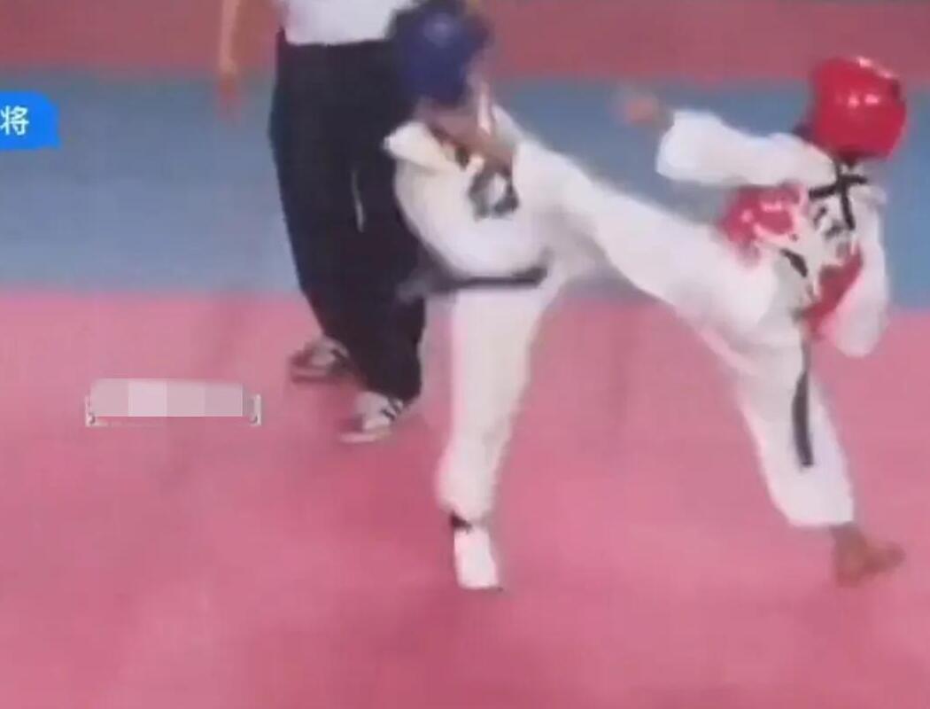 3-Second KO! “Little Zhao Zilong” from China Kicks Out Japanese Opponent in Taekwondo Match ⚡️🥋