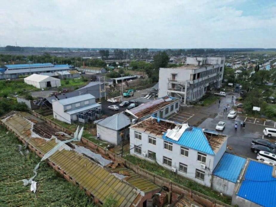 Tornado Hits Shenyang’s Liaozhong District: Homes Damaged, 6 Injured, Power Outages Reported