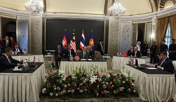 Ceasefire Agreed! Cambodia and Thailand Leaders Thank China