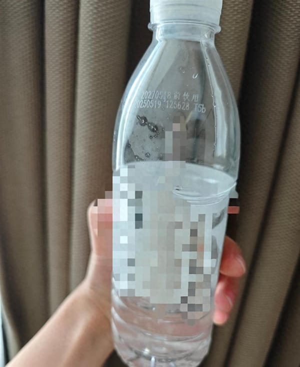 Woman Discovers Salty “Mineral Water” at Hotel, Raising Health Concerns
