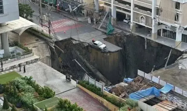 Massive Sinkhole in Central Bangkok Evacuates 3,500 Patients