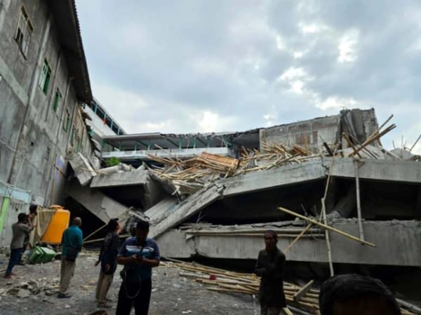 Indonesia School Collapse: 91 Still Trapped as Over 300 Rescuers Dig by Hand